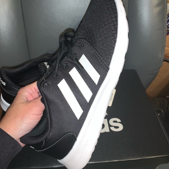 NIB Women’s size 10 Adidas Cloudfoam QT Racer Running Shoes. - Picture 4 of 10